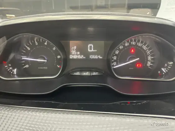 PEUGEOT 2008 - voiture d'occasion - Photo 12