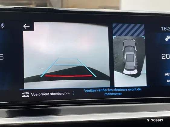 PEUGEOT 2008 II - voiture d'occasion - Photo 14