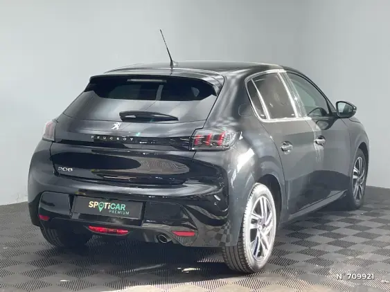 PEUGEOT 208 II - voiture d'occasion - Photo 4