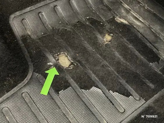 PEUGEOT 208 II - voiture d'occasion - Photo 24