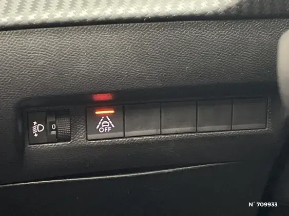 PEUGEOT 208 ELECTRIQUE II - voiture d'occasion - Photo 14