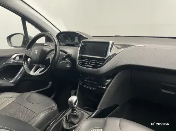 PEUGEOT 2008 - voiture d'occasion - Photo 10