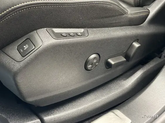 PEUGEOT 3008 II - voiture d'occasion - Photo 25