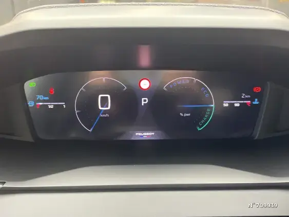 PEUGEOT 208 II - voiture d'occasion - Photo 12