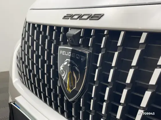 PEUGEOT 2008 II - voiture d'occasion - Photo 23