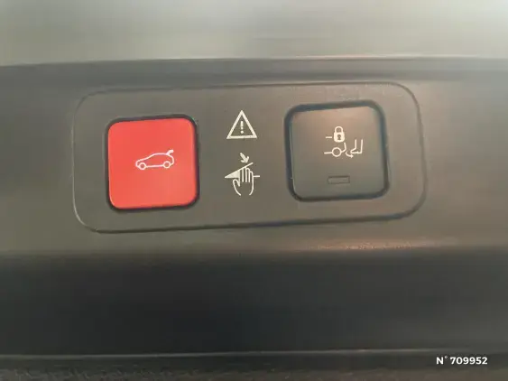 PEUGEOT 5008 II - voiture d'occasion - Photo 24