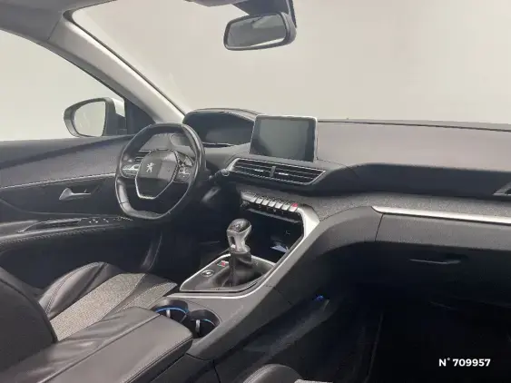 PEUGEOT 3008 II - voiture d'occasion - Photo 10