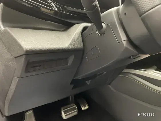 PEUGEOT 308 III - voiture d'occasion - Photo 15