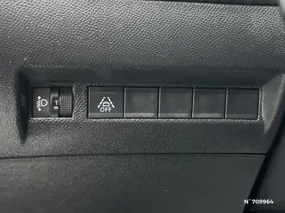 PEUGEOT 2008 - voiture d'occasion - Photo 15