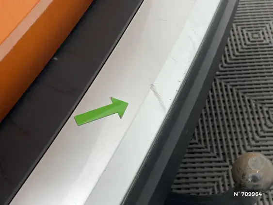 PEUGEOT 2008 - voiture d'occasion - Photo 24