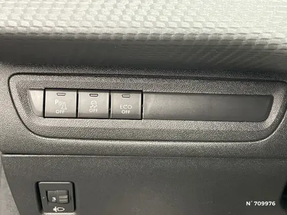 PEUGEOT 2008 - voiture d'occasion - Photo 15