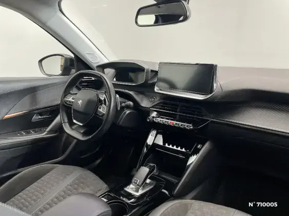 PEUGEOT 2008 II - voiture d'occasion - Photo 10
