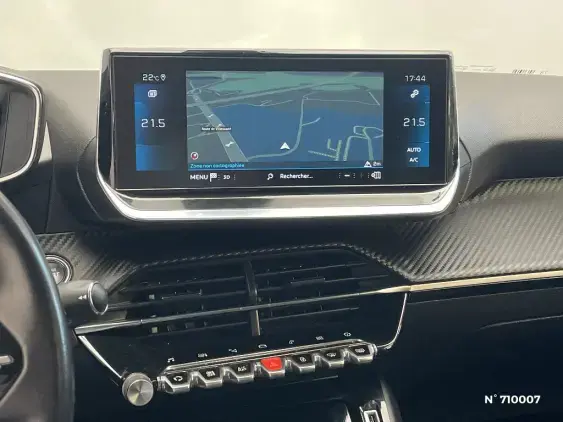 PEUGEOT 208 II - voiture d'occasion - Photo 13