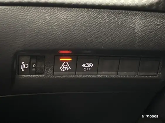 PEUGEOT 2008 - voiture d'occasion - Photo 15