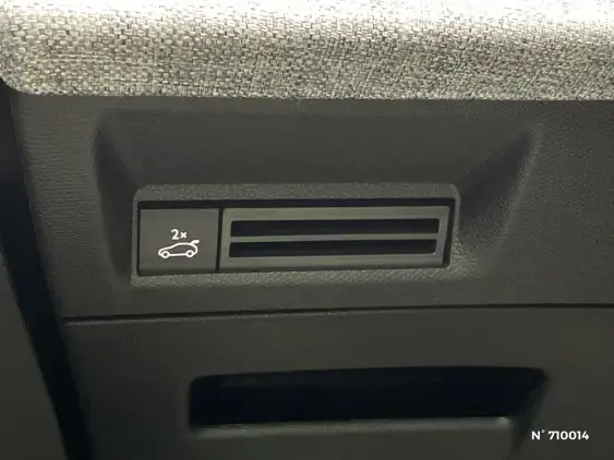 PEUGEOT 3008 III - voiture d'occasion - Photo 15