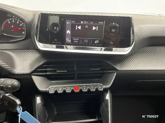 PEUGEOT 208 II - voiture d'occasion - Photo 13