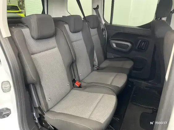 TOYOTA PROACE CITY VERSO - voiture d'occasion - Photo 11
