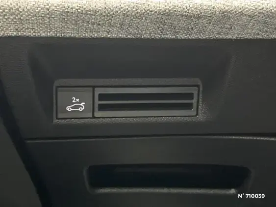 PEUGEOT 3008 III - voiture d'occasion - Photo 15