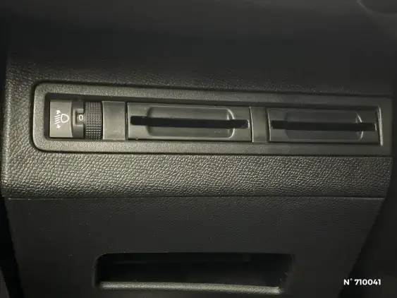 PEUGEOT 3008 II - voiture d'occasion - Photo 14