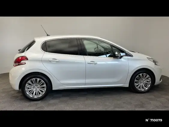 PEUGEOT 208 - voiture d'occasion - Photo 5