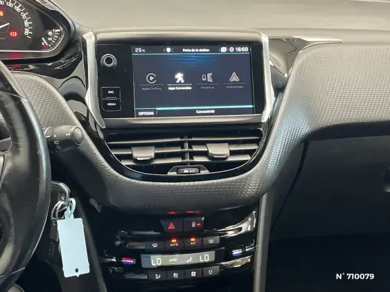 PEUGEOT 208 - voiture d'occasion - Photo 13
