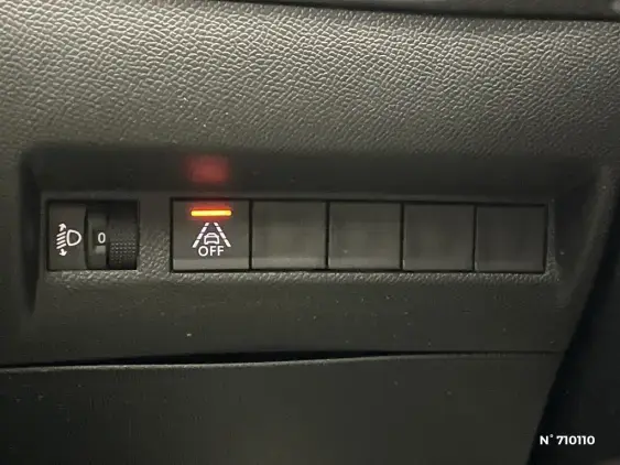 PEUGEOT 208 II - voiture d'occasion - Photo 14