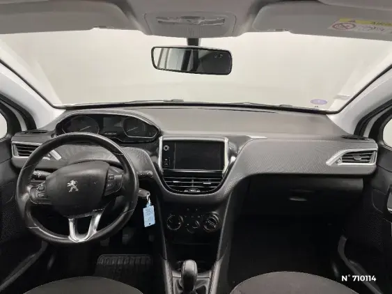 PEUGEOT 208 - voiture d'occasion - Photo 9