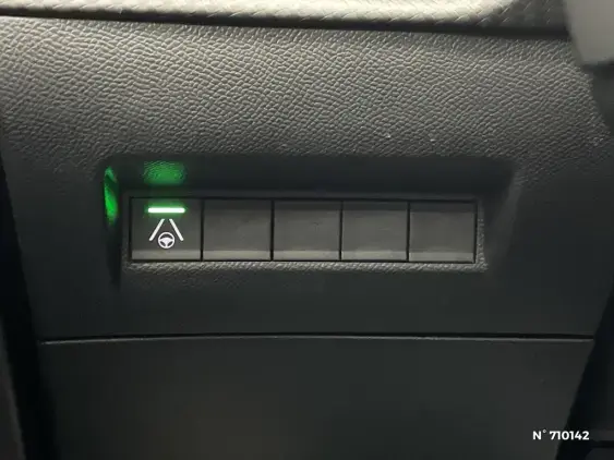 PEUGEOT 208 II - voiture d'occasion - Photo 15