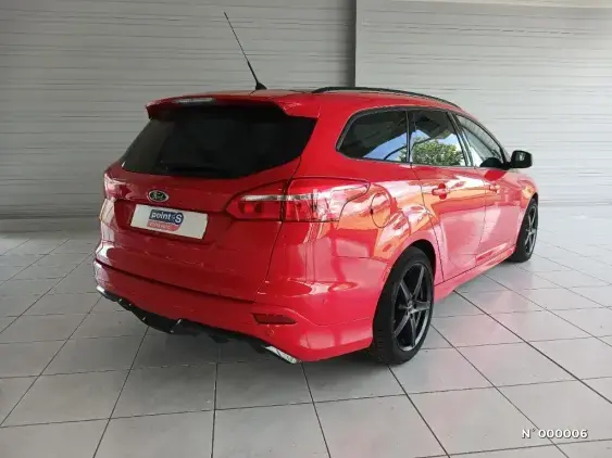 FORD FOCUS III - voiture d'occasion - Photo 4