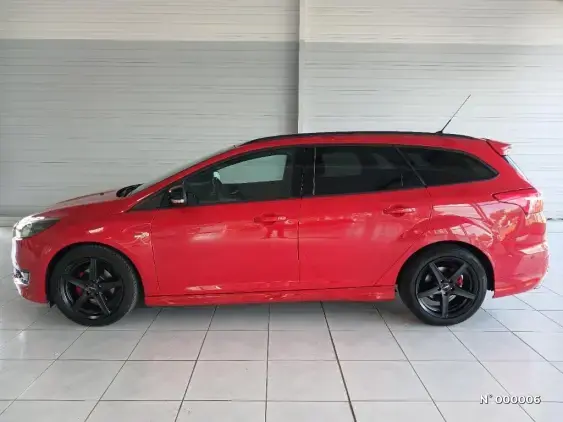 FORD FOCUS III - voiture d'occasion - Photo 2