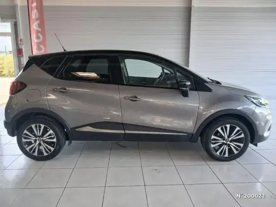 RENAULT CAPTUR - voiture d'occasion - Photo 5