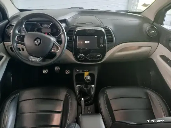 RENAULT CAPTUR - voiture d'occasion - Photo 9