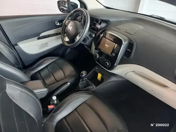 RENAULT CAPTUR - voiture d'occasion - Photo 10