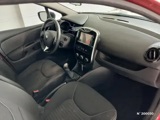 RENAULT CLIO IV - voiture d'occasion - Photo 10