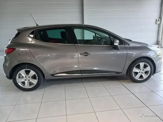 RENAULT CLIO IV - voiture d'occasion - Photo 5