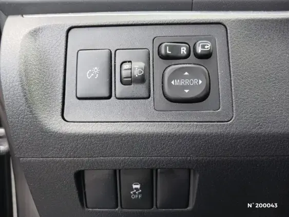 TOYOTA VERSO - voiture d'occasion - Photo 15