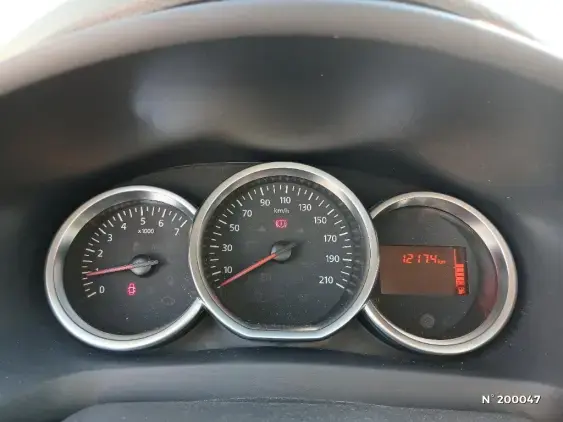 DACIA SANDERO II - voiture d'occasion - Photo 12