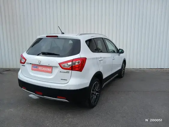 SUZUKI SX4 - voiture d'occasion - Photo 4
