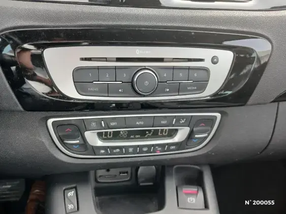 RENAULT SCENIC XMOD - voiture d'occasion - Photo 12