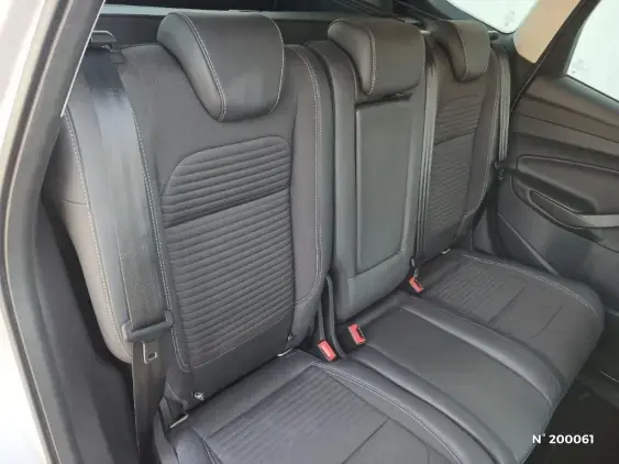FORD KUGA II - voiture d'occasion - Photo 11