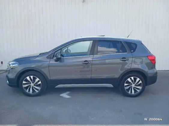 SUZUKI S-CROSS - voiture d'occasion - Photo 2