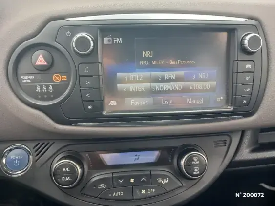 TOYOTA YARIS III - voiture d'occasion - Photo 11