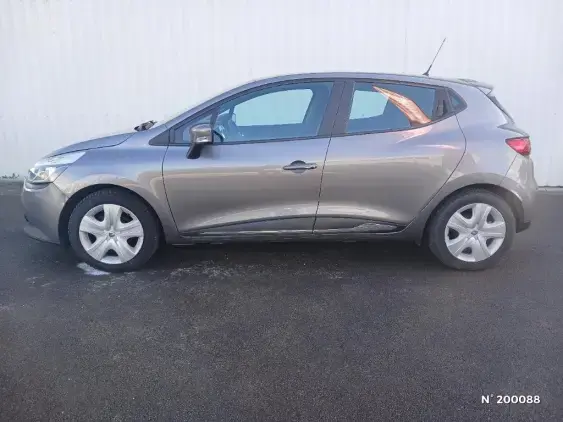 RENAULT CLIO IV - voiture d'occasion - Photo 2