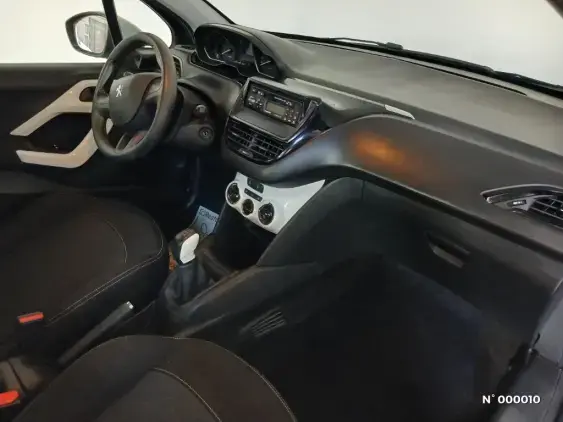 PEUGEOT 208 - voiture d'occasion - Photo 10