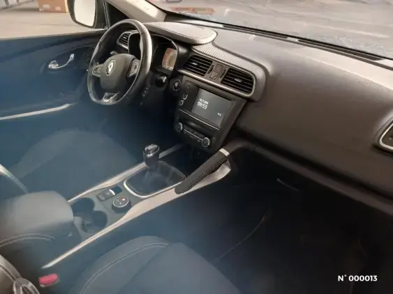 RENAULT KADJAR - voiture d'occasion - Photo 9