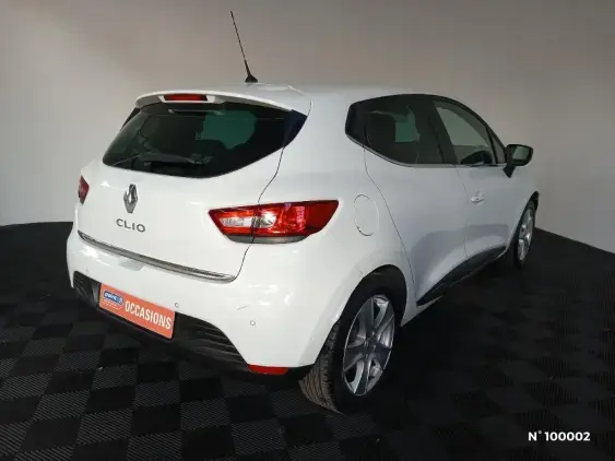 RENAULT CLIO IV - voiture d'occasion - Photo 4
