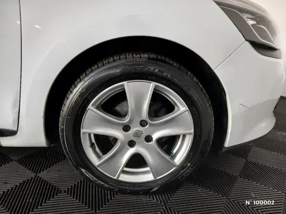 RENAULT CLIO IV - voiture d'occasion - Photo 8