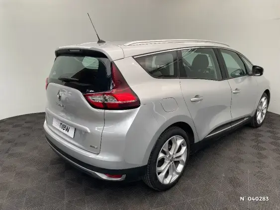 RENAULT SCENIC IV - voiture d'occasion - Photo 4