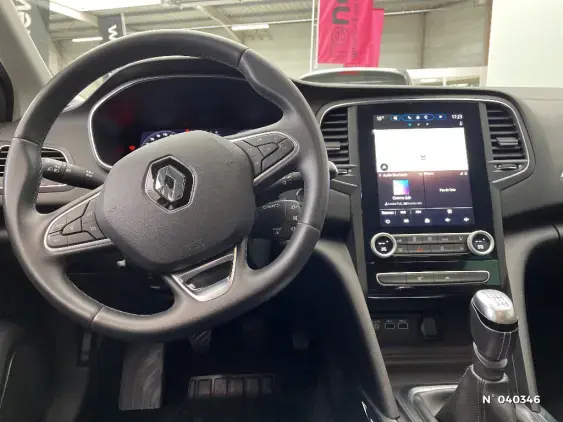 RENAULT MEGANE IV - voiture d'occasion - Photo 9