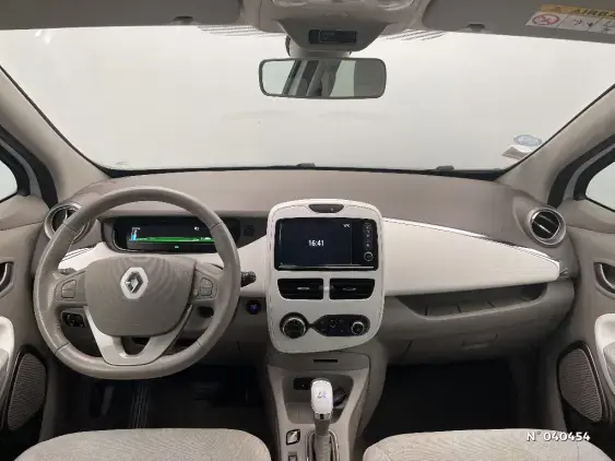 RENAULT ZOE - voiture d'occasion - Photo 9